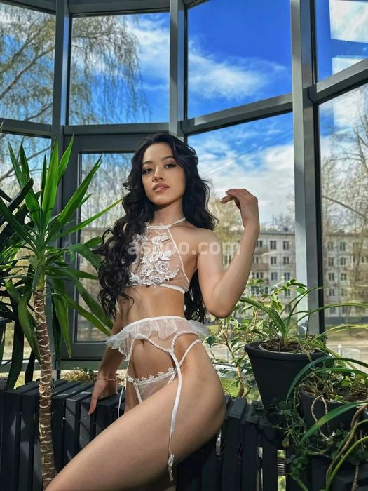 Замужняя девушка по вызову: будни и тайны интимного досуга